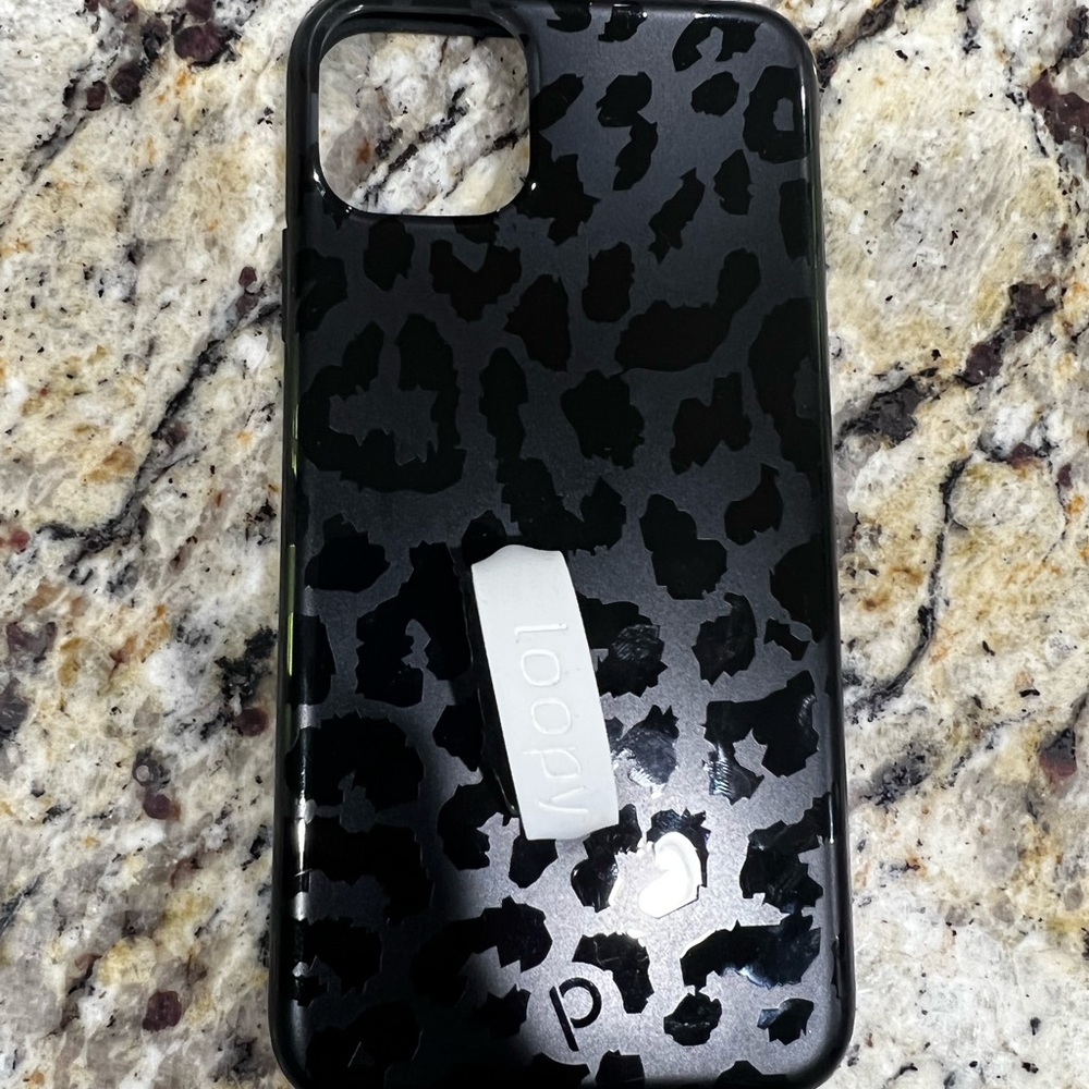 Loopy Black Cheetah iPhone 11 Pro Max Case with White Loop